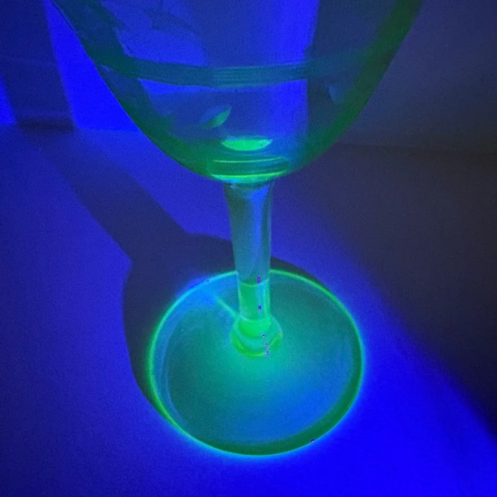Vintage Etched Floral Uranium Glass Cocktail Martini Glass Green Glow 4.25